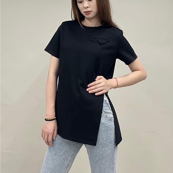 T-Shirt - Picture 1 of 15